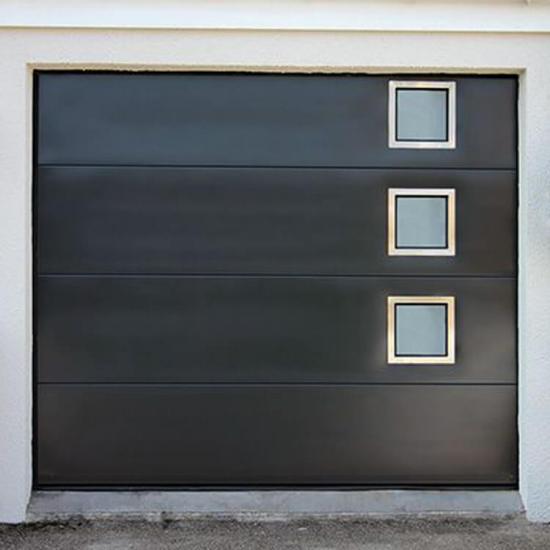 Design de porta de garagem preta