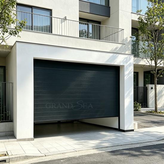 porta de garagem de villa moderna